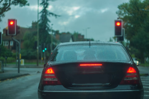 qualifizierter Rotlichtverstoß - Absehen von Regelfahrverbot