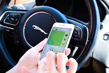 Verbotene Benutzung der Fernbedienung des Navigationsgeräts durch Fahrzeugführer