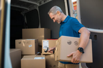 Scanner eines Paketauslieferungsfahrers ist elektronisches Gerät im Sinne von § 23 Abs. 1a StVO