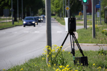 Geschwindigkeitsmessung – Anspruchsvoraussetzungen für Einsichtnahme in Rohmessdaten
