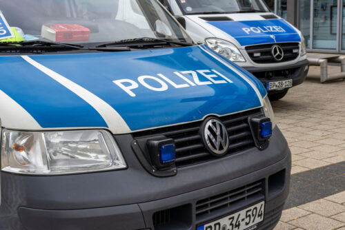 Geschwindigkeitsüberschreitung eines Polizeibeamten während Dienstfahrt - Augenblicksversagen