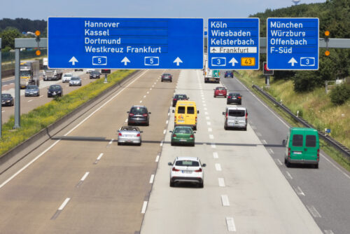 Nichteinhaltung des Sicherheitsabstandes auf Autobahn