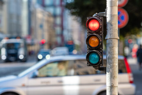 Rotlichtverstoß - Absehen von Regelfahrverbot