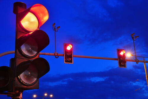 Qualifizierter Rotlichtverstoß - leichte Fahrlässigkeit bei Übersehen einer Ampel