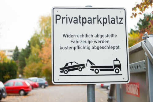 Unterlassungsklage gegen Falschparker auf Privatparkplatz