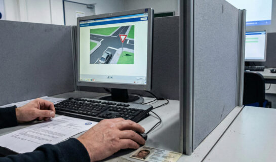 Führerschein-Entzug wegen Täuschung: Sofortiger Verlust trotz Fahrpraxis