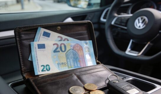 Wirtschaftliche Verhältnisse beim Bußgeld: Wann das Einkommen geprüft werden muss